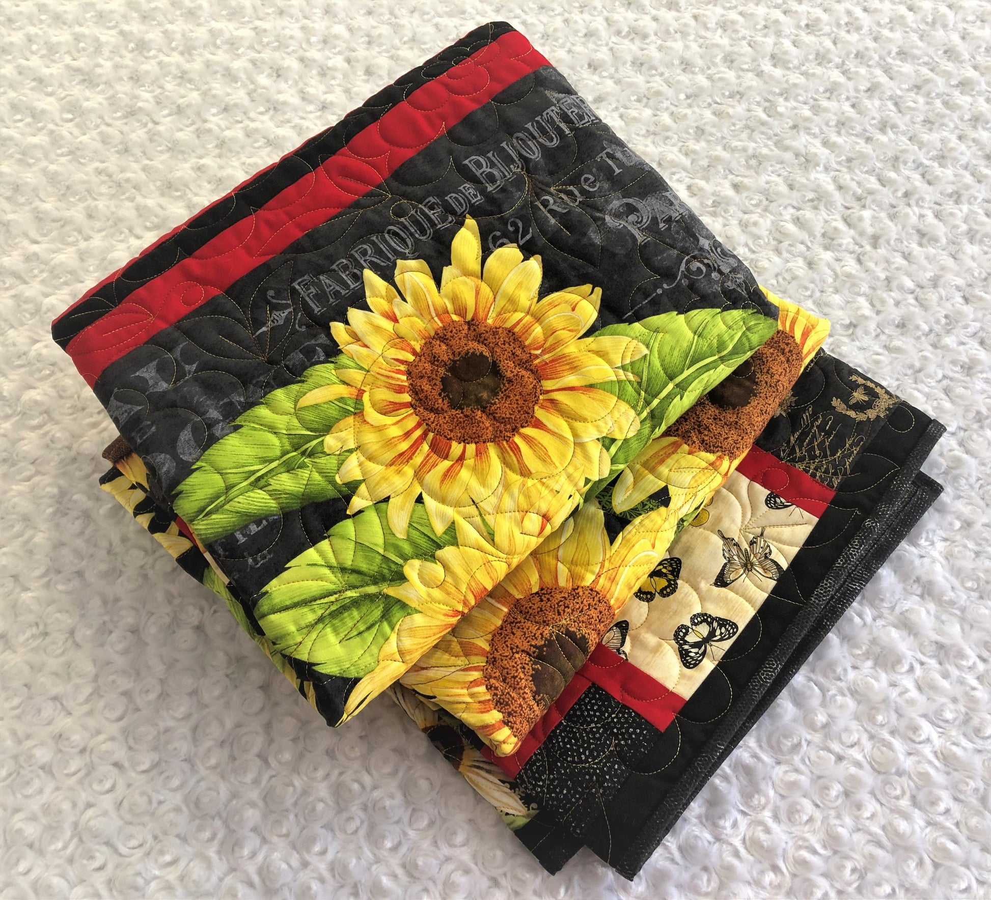 Sunflower Quilt, Red, Yellow, and Black, Throw Size