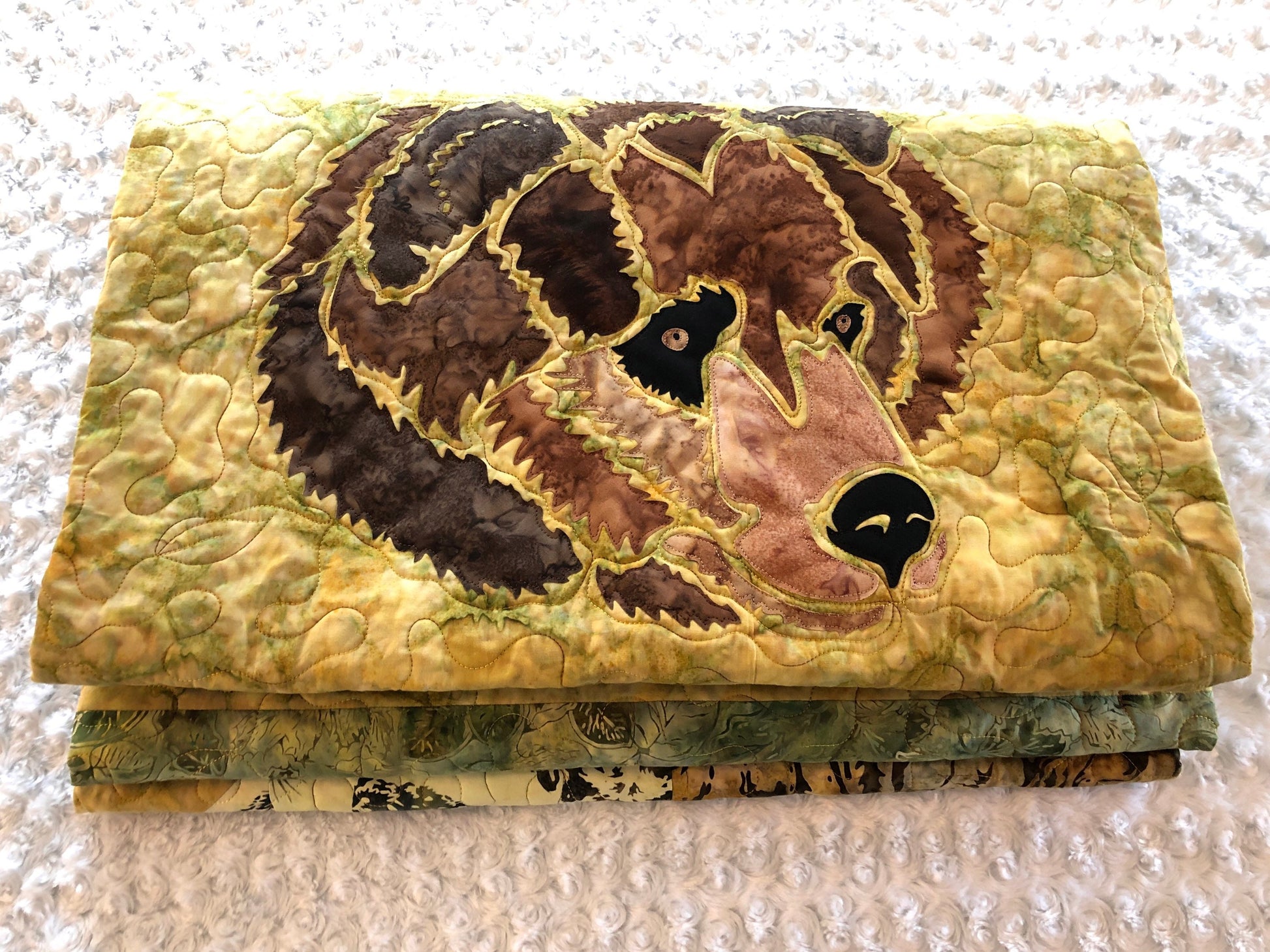 Golden Bear Quilt, Gold, Green and Brown, With Appliqué, XL Twin Size