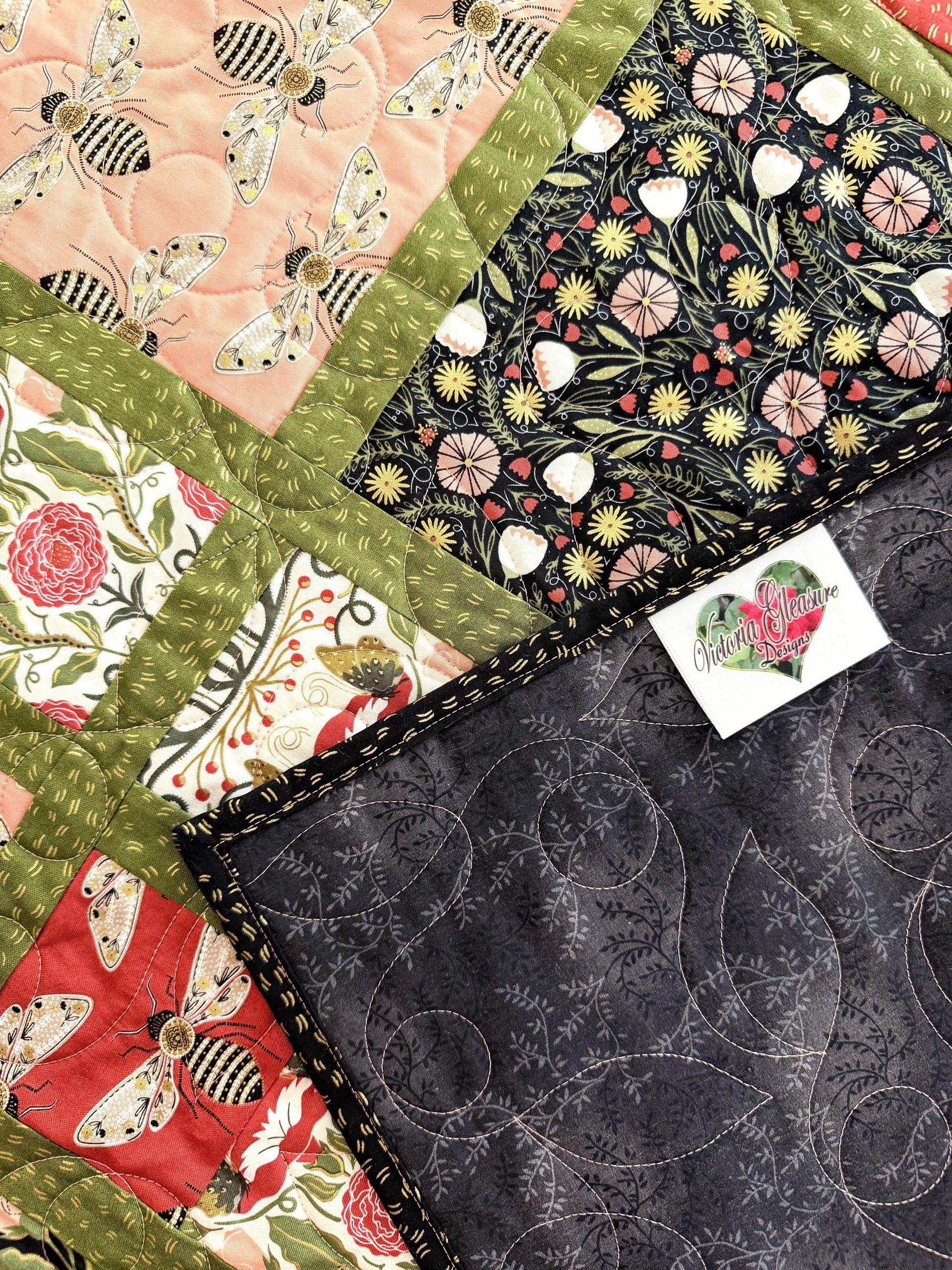 Bees and Flowers, Gingiber Throw Quilt