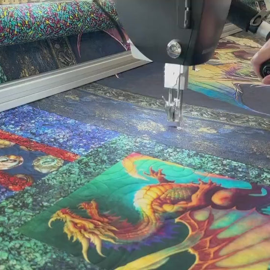 Quilt Treasures Dragon Fyre Full XL Size Quilt