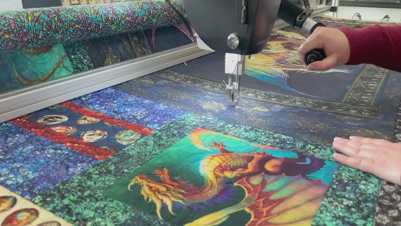 Quilt Treasures Dragon Fyre Full XL Size Quilt